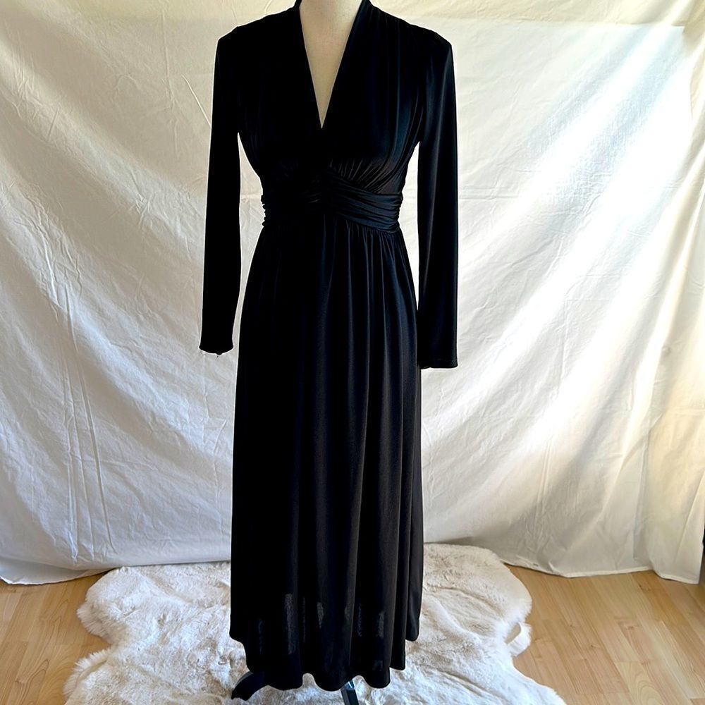 Miss Elliette Black Long Sleeve Dress